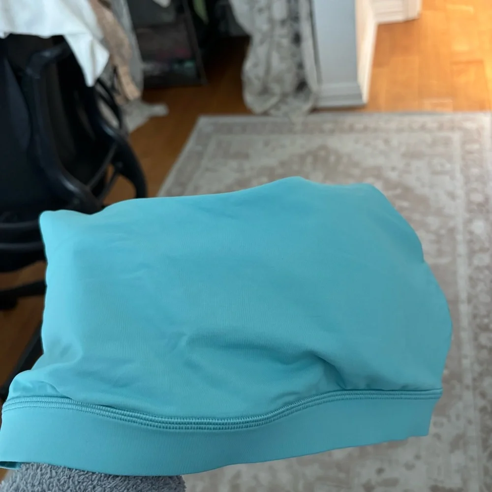 Lululemon Energy Bra - Picture 3 of 3